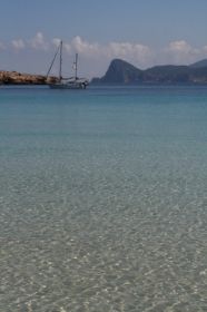 velero cala bassa